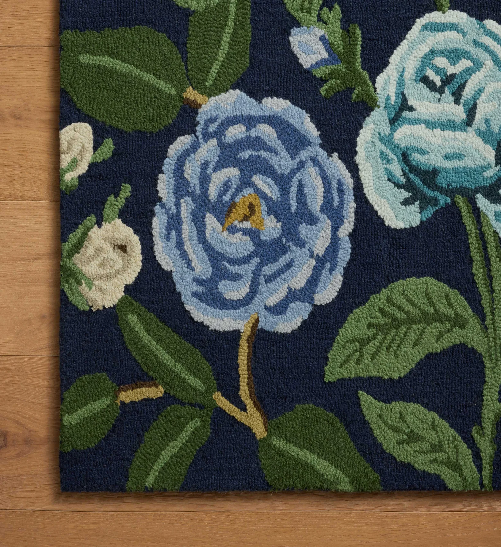Highgrove Roses Wool Hooked Rug - Navy - Image 2