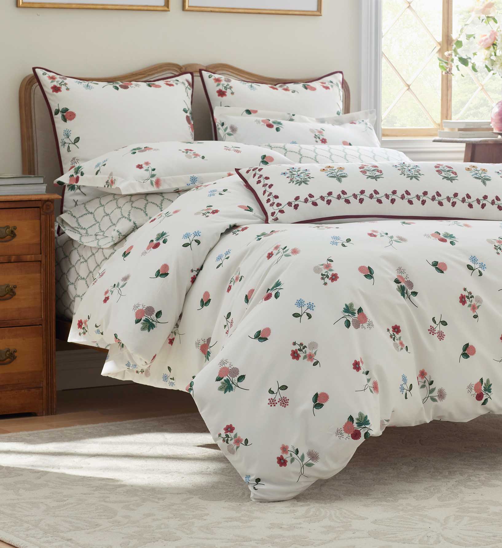 Percale Comforter - Ditsy Dahlia Ivory - Image 2