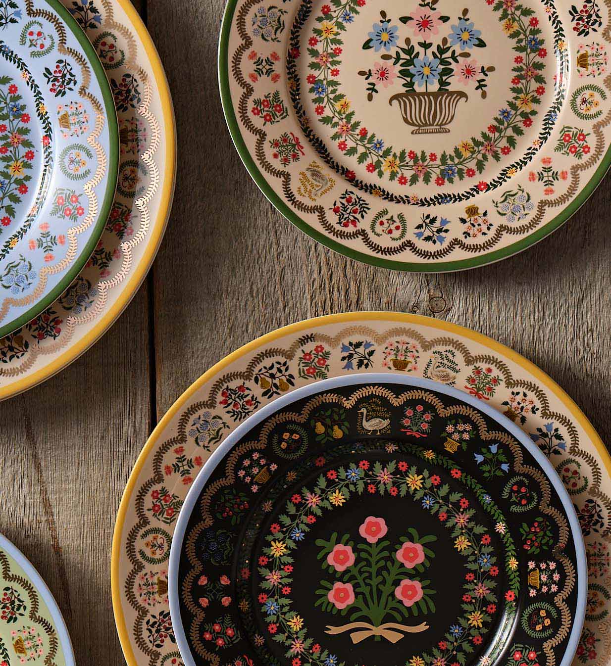 Porcelain Dessert Plate Set - Rosette - Image 2