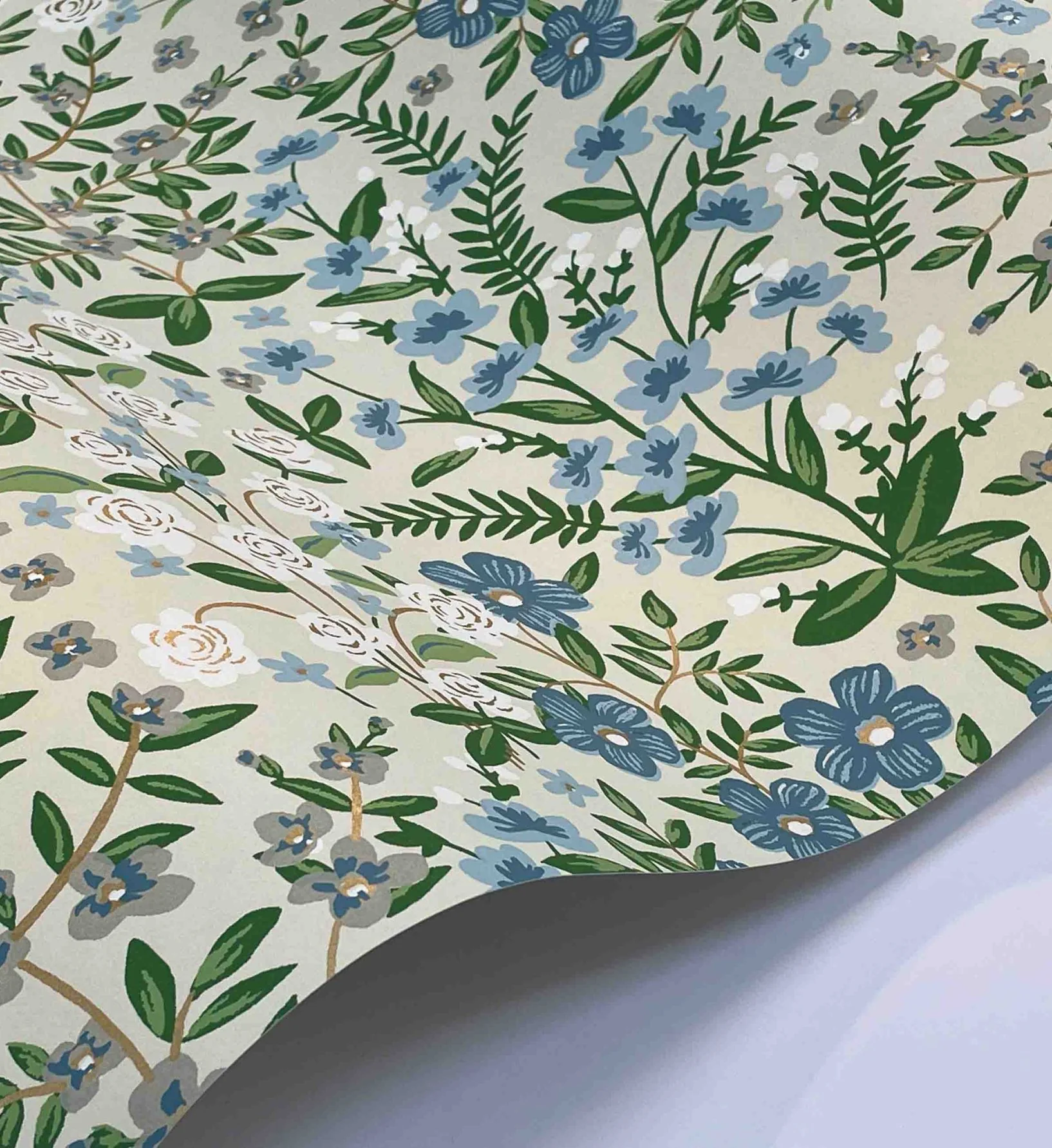 Wildwood Garden Wallpaper - Linen - Image 4