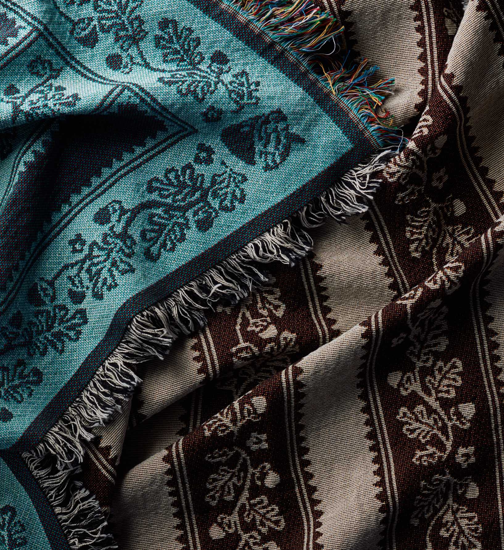 Woven Blanket - Acorns - Image 3